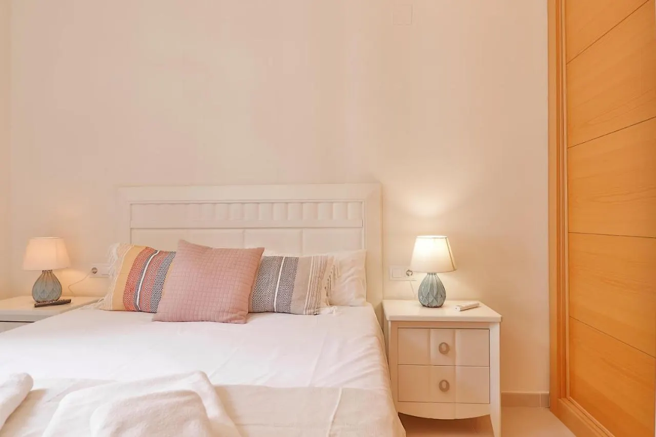 Flat 2 Bedrooms In The City Center Málaga 0*,  Spanje