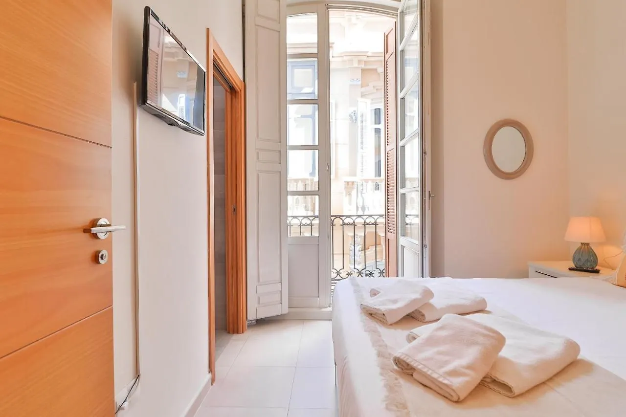 Flat 2 Bedrooms In The City Center Málaga 0*,  Spanje